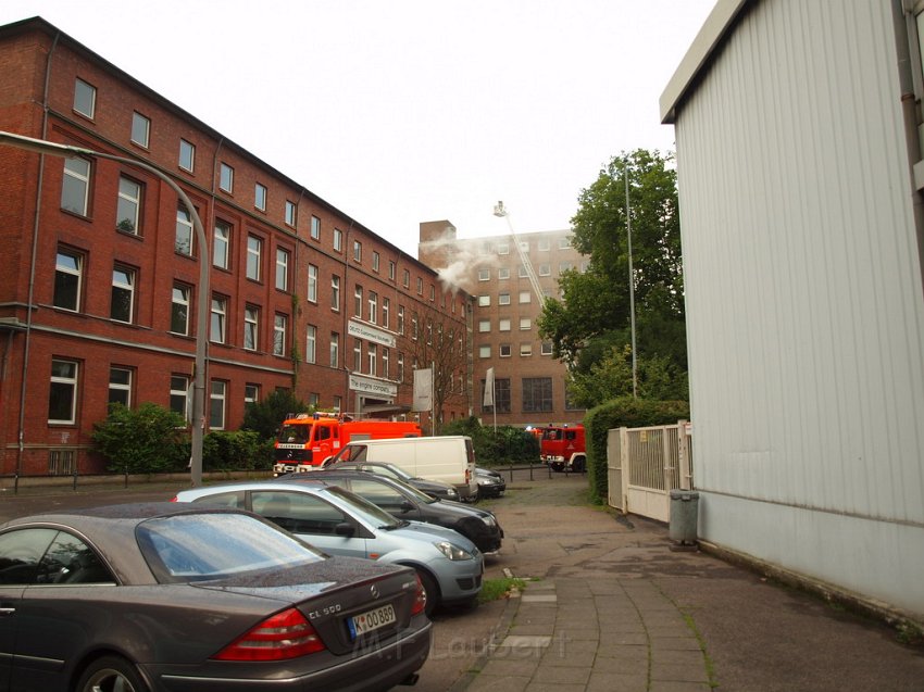 Feuer Koeln Kalk Kantstr P233.JPG